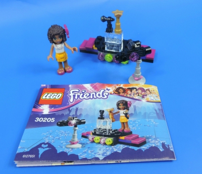 LEGO® SET 30205 /  Friends Popstar / roter Teppisch