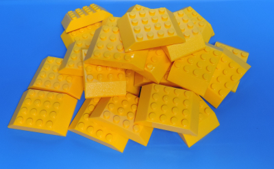 LEGO® Nr- 4211109 FL.YELL-ORA Gelb Eisenbahn Dachstein 4x6 / 45 Crad 25 Stück